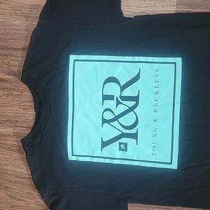 Young & Reckless Mens Black and blue shirt size Medium